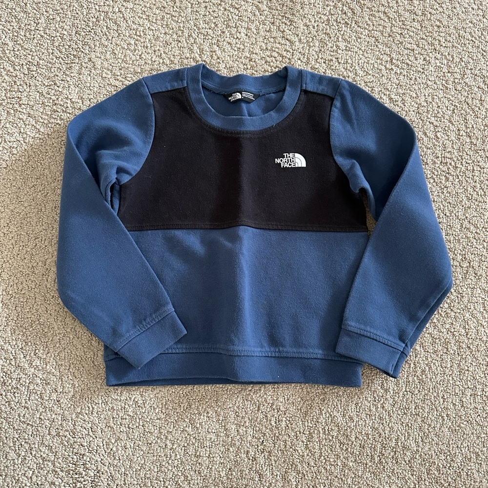 The North Face Sweatshirt, size 6